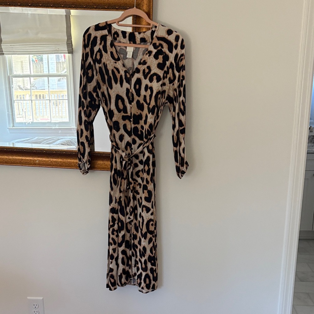 H&M leopard dress